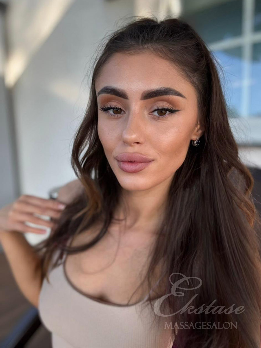 Alina bei Ekstase Massage Alina bei Ekstase Massage