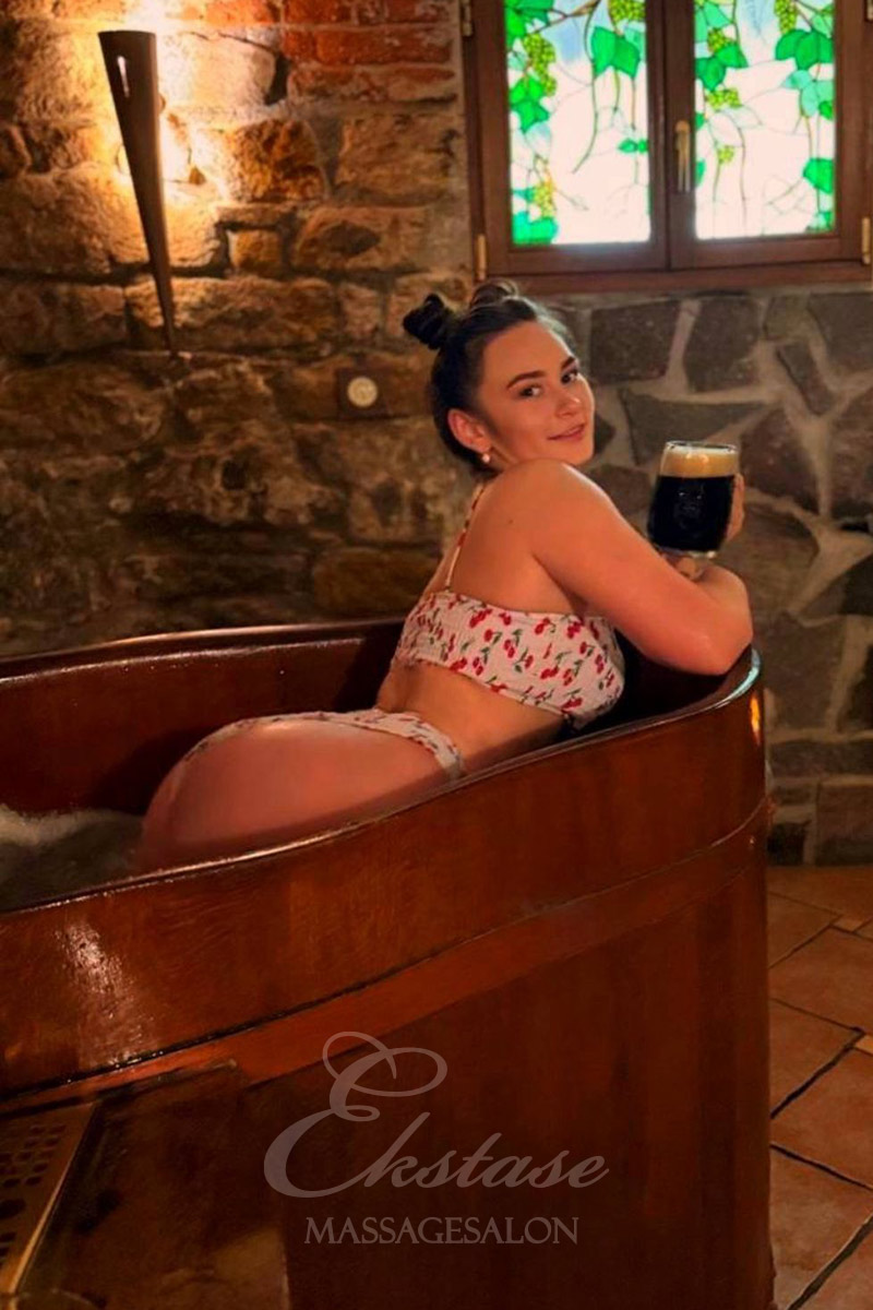 Nastja bei Ekstase Massage Nastja bei Ekstase Massage
